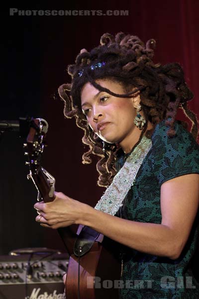 VALERIE JUNE - 2012-11-10 - PARIS - La Cigale - 